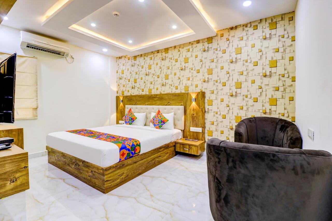 Yelahanka Fabhotel Sa-Vista Inn المظهر الخارجي الصورة